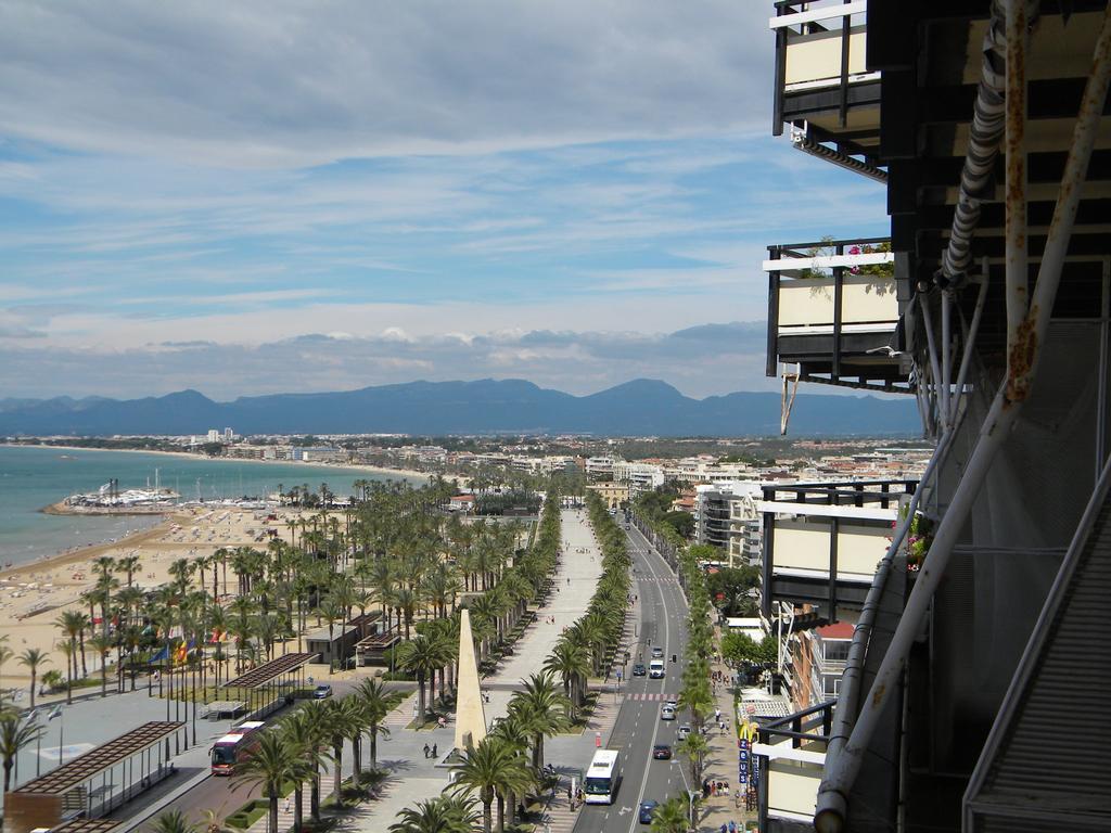 Apartamento Rodas Arysal Salou Eksteriør billede